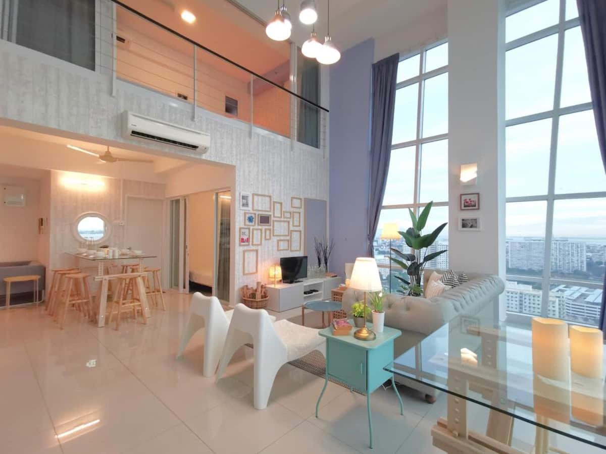 Maritime Suites Holiday Rental George Town Esterno foto
