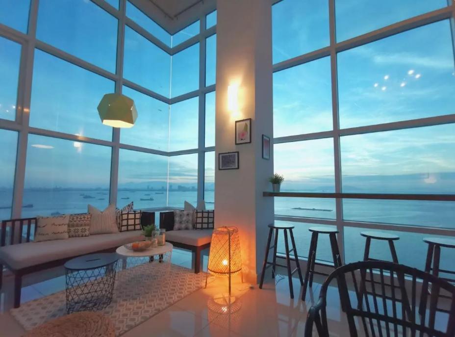 Maritime Suites Holiday Rental George Town Esterno foto